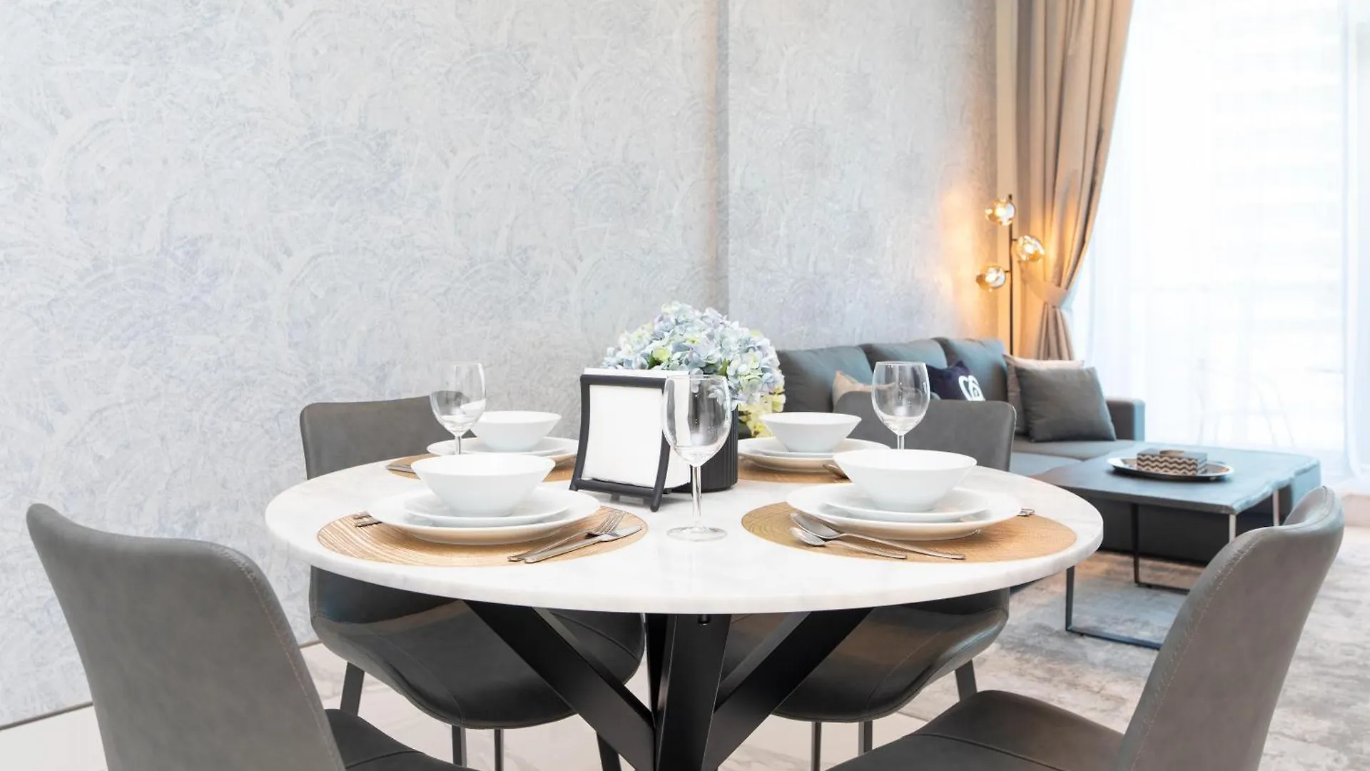 Simply Comfort In J One Tower دبي شقة