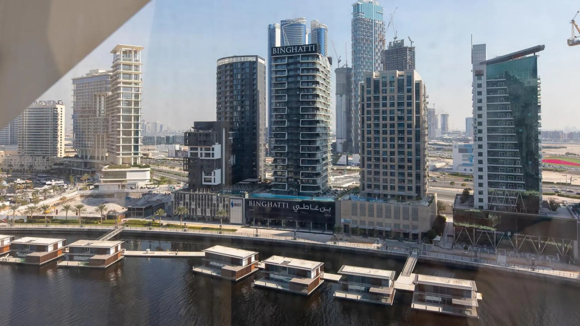 Simply Comfort In J One Tower Dubai Apartment